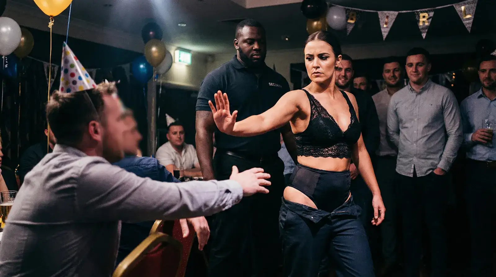 מה אסור אזור אדום